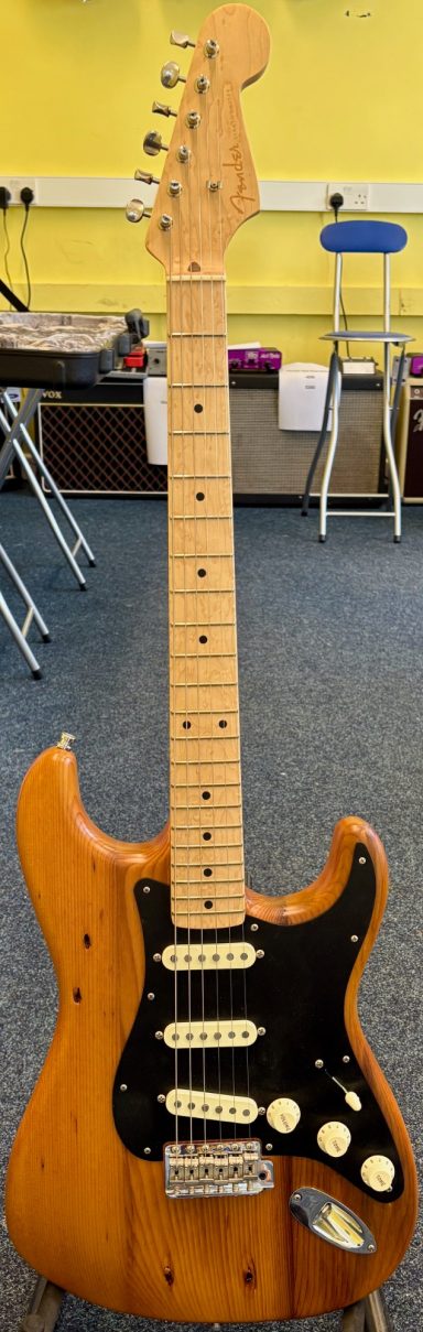 Fender Pine Strat