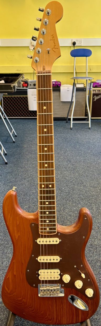 Fender Redwood Strat