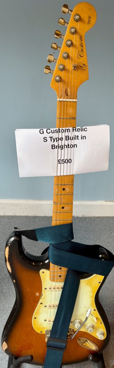 G Custom Relic Strat